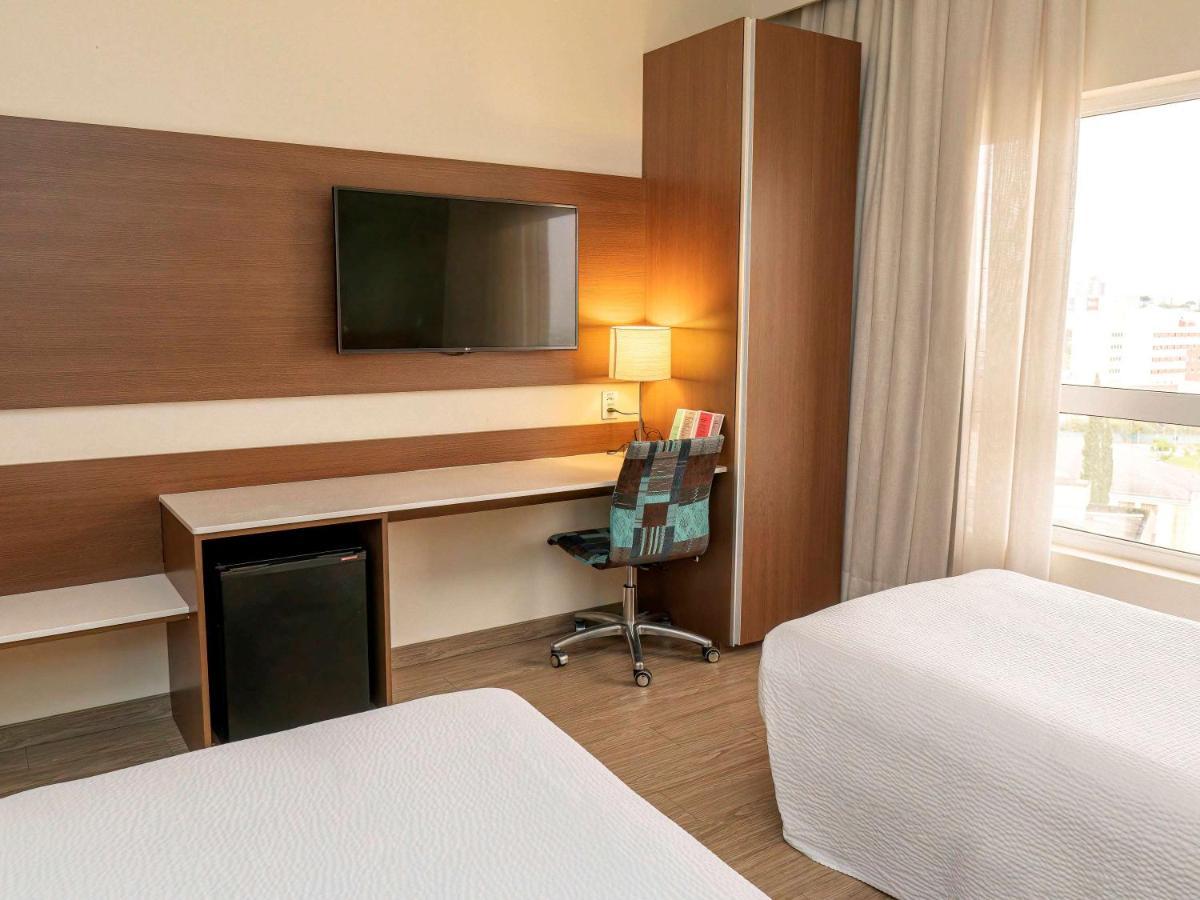 Отель Ibis Styles Curitiba Aeroporto Сан-Жозе-дус-Пиньяйс Экстерьер фото